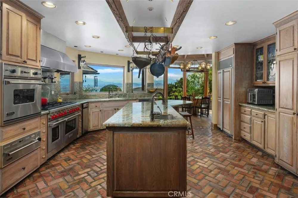 27777 Sycamore Mesa Rd. Temecula, CA 92590