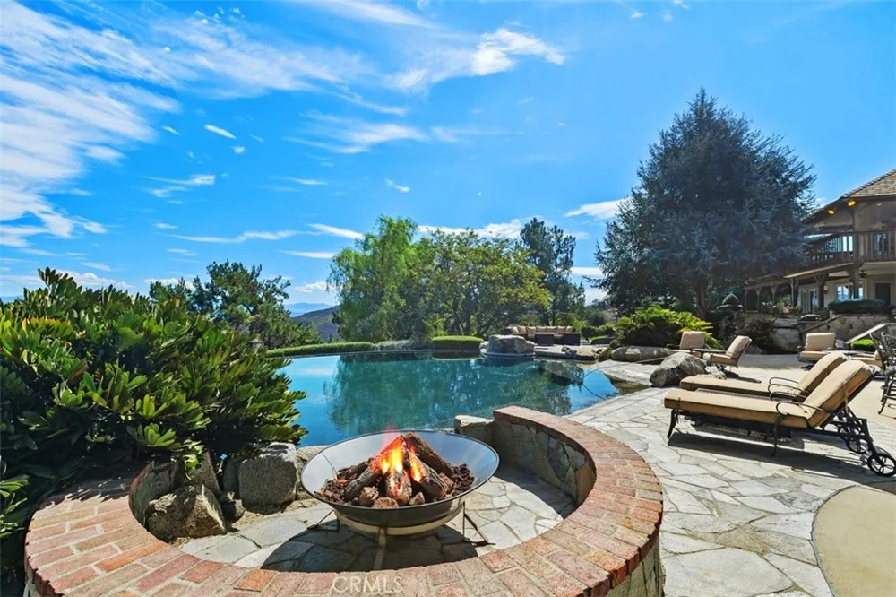 27777 Sycamore Mesa Rd. Temecula, CA 92590