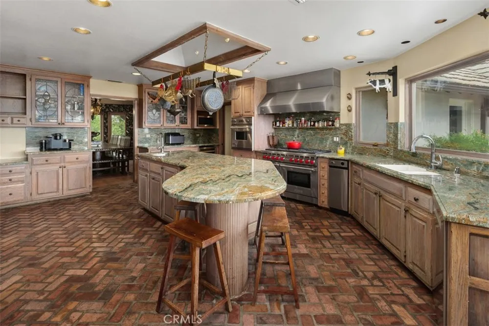 27777 Sycamore Mesa Rd. Temecula, CA 92590