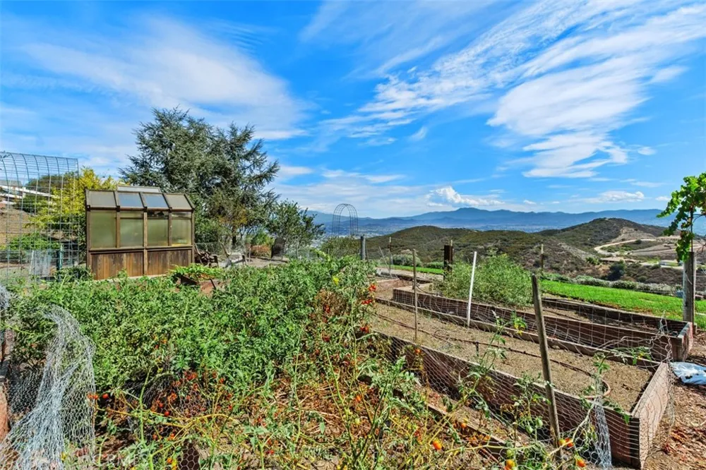 27777 Sycamore Mesa Rd. Temecula, CA 92590
