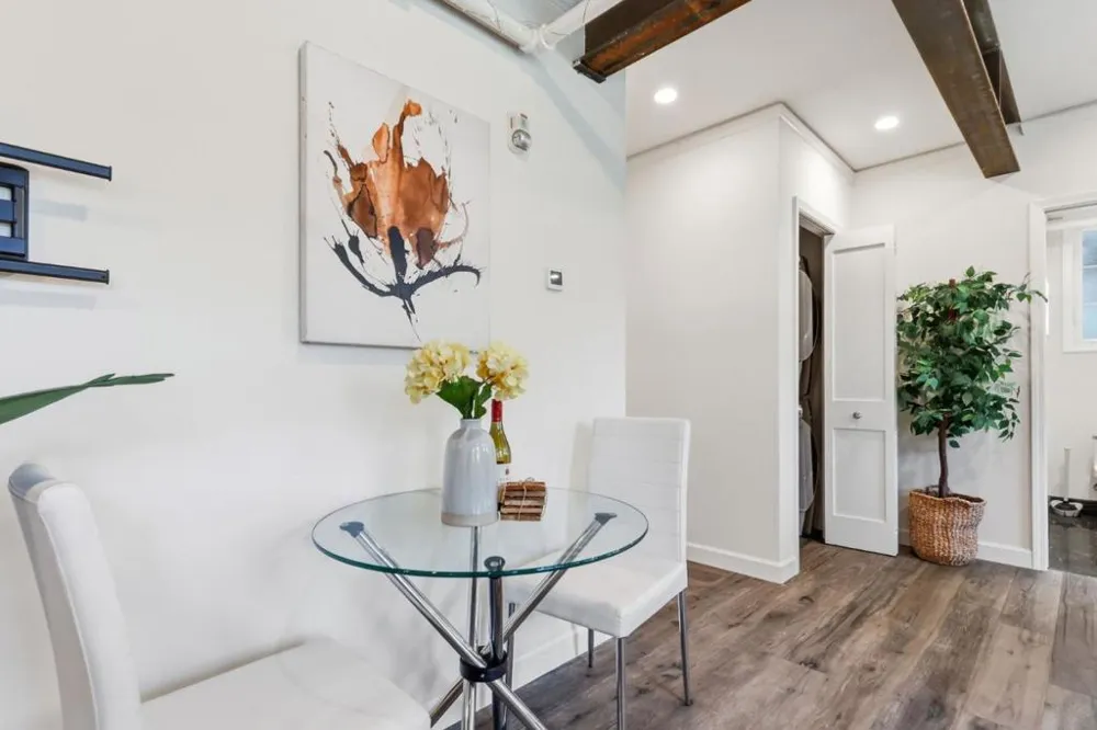 212 Eaton Road #1 San Mateo, CA 94402