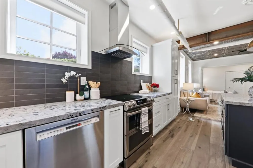212 Eaton Road #1 San Mateo, CA 94402