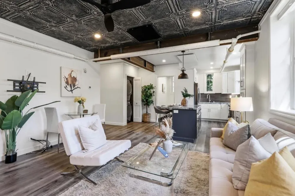 212 Eaton Road #1 San Mateo, CA 94402