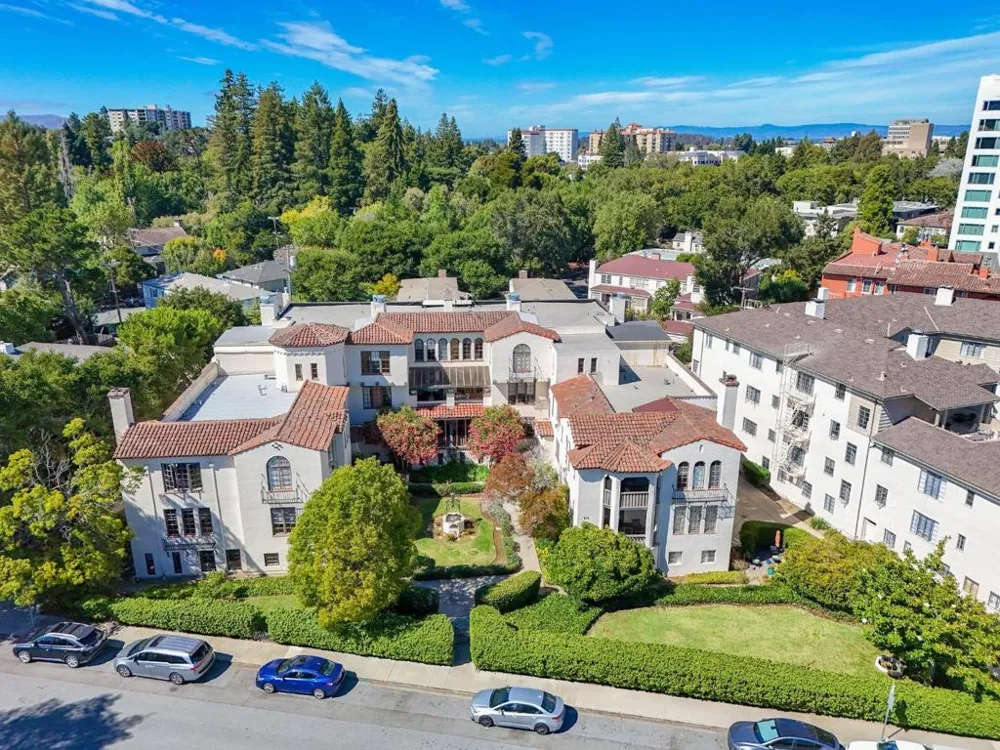 212 Eaton Road #1 San Mateo, CA 94402