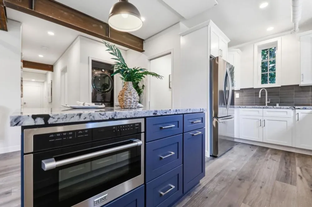 212 Eaton Road #1 San Mateo, CA 94402