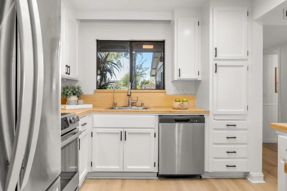 574 Spinnaker Court Santa Cruz, CA 95062