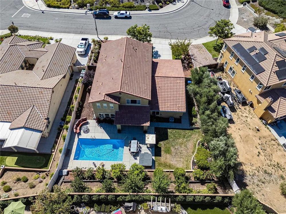 35530 Birchbrook Winchester, CA 92596