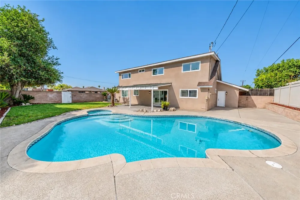 5991 Rogers Lane San Bernardino, CA 92404