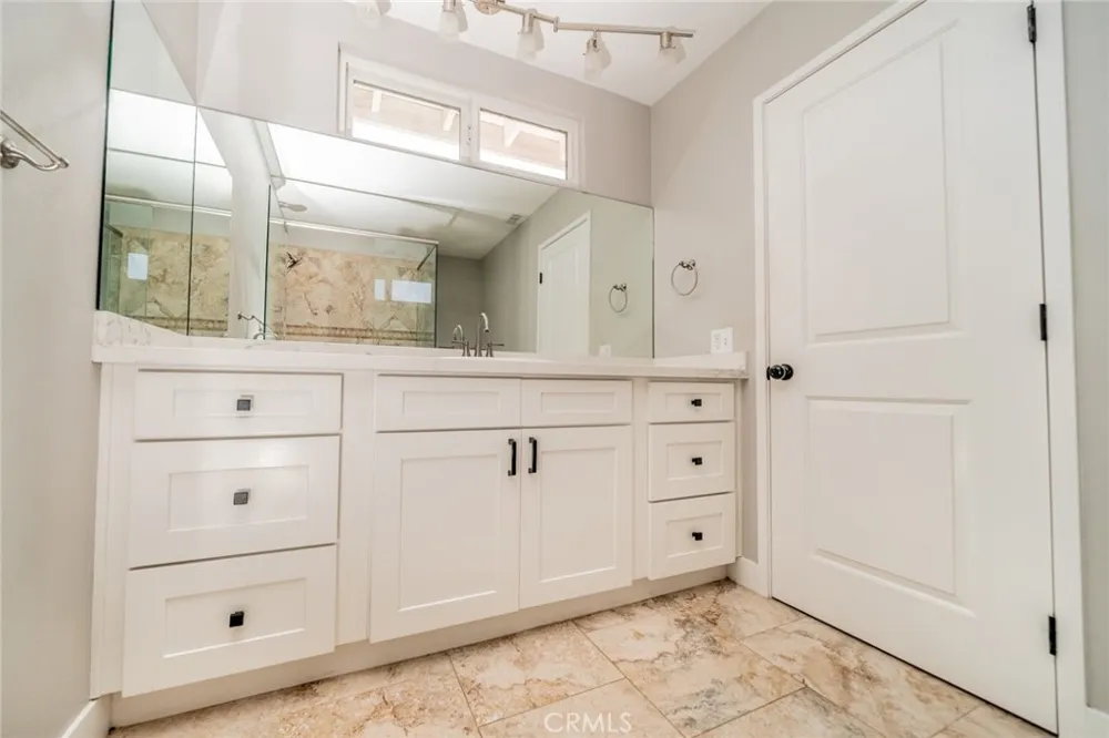 5991 Rogers Lane San Bernardino, CA 92404