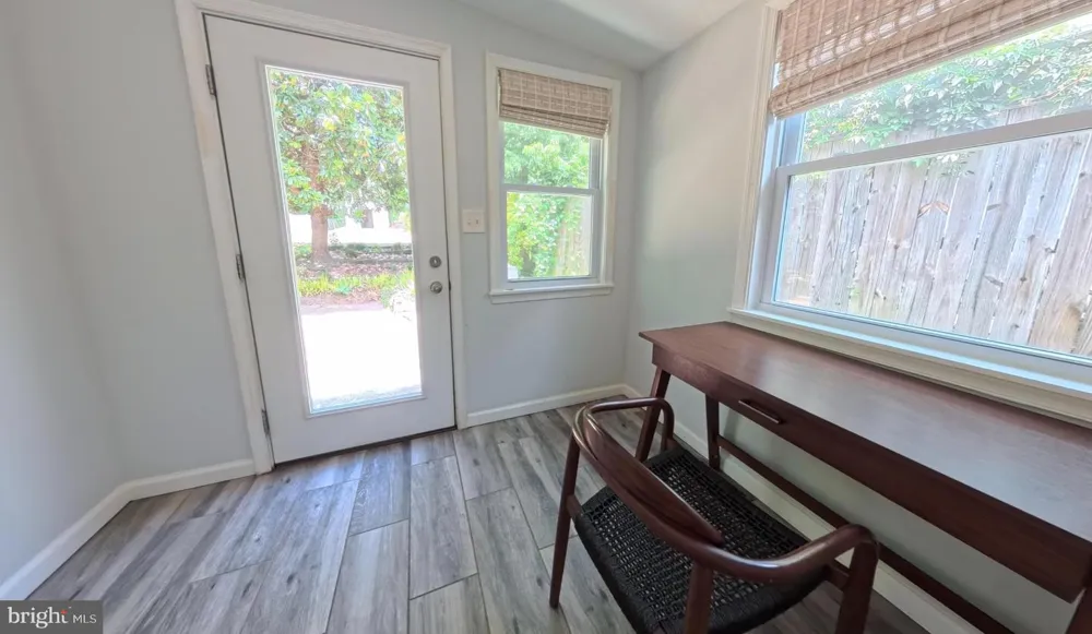 3911 6TH STREET S Arlington, VA 22204