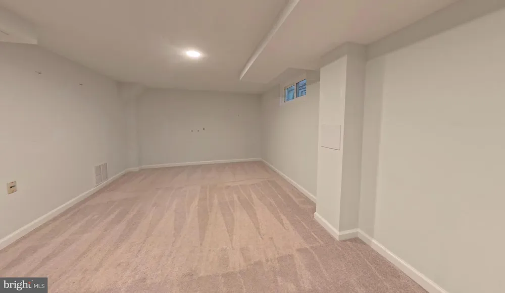 3911 6TH STREET S Arlington, VA 22204