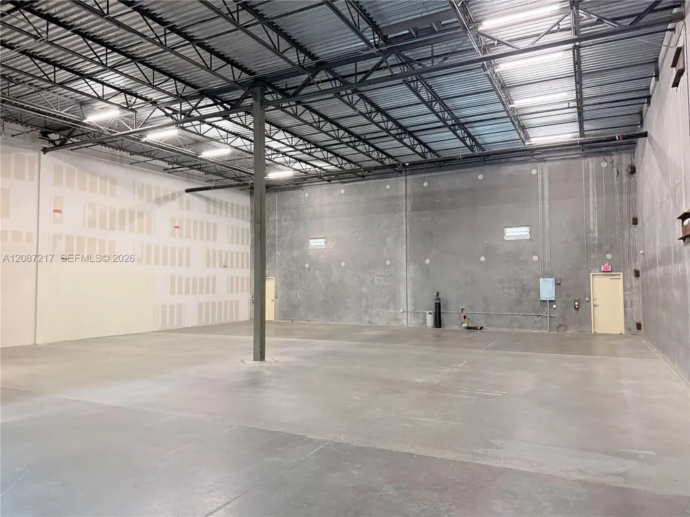 10428 W State Road 84 Davie, FL 33324