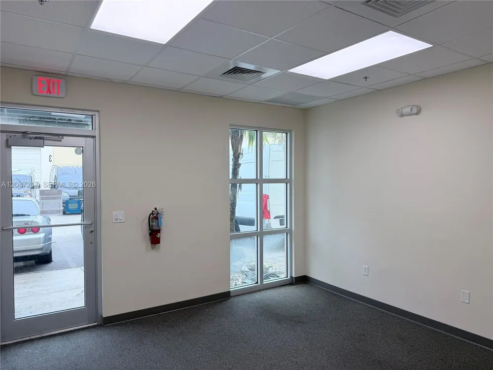 10428 W State Road 84 Davie, FL 33324