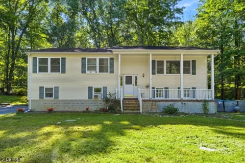 8 Ridge Rd