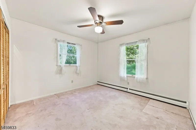 37 Danville Mountain Rd Liberty, NJ 07838