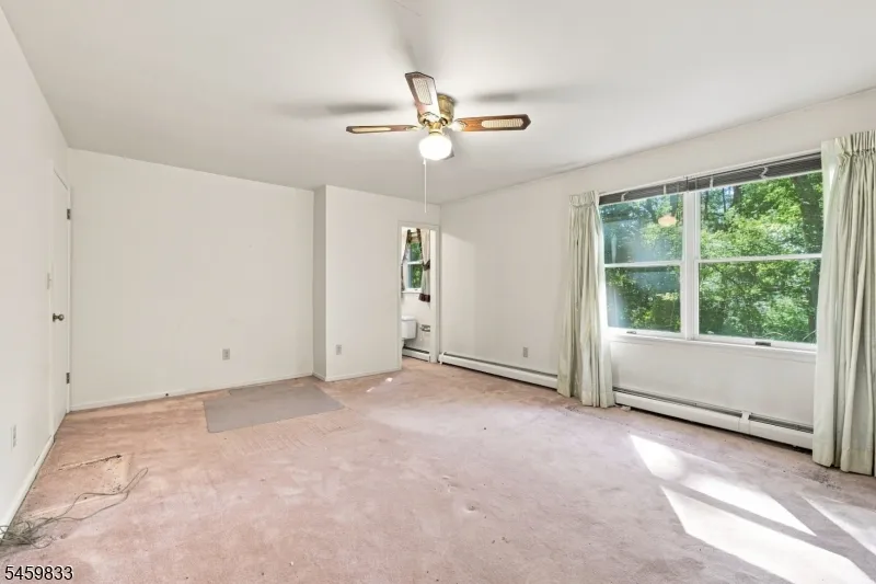 37 Danville Mountain Rd Liberty, NJ 07838