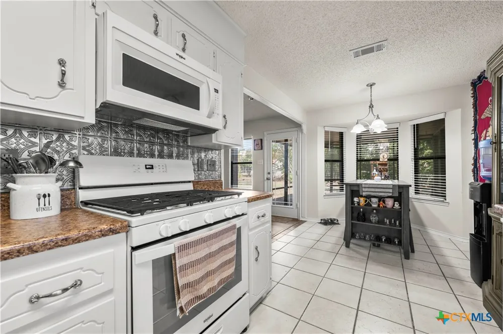 3213 Forest Hill Drive Killeen, TX 76542