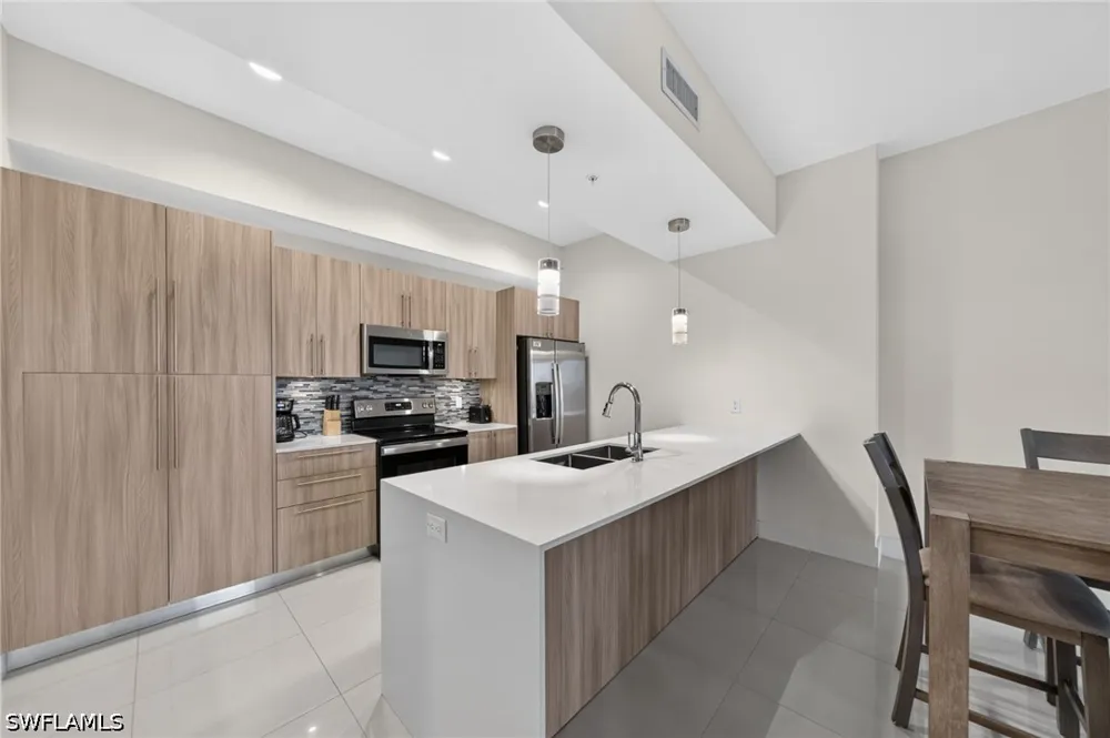 Royal Pointe Lane #405 Fort Myers, FL 33908