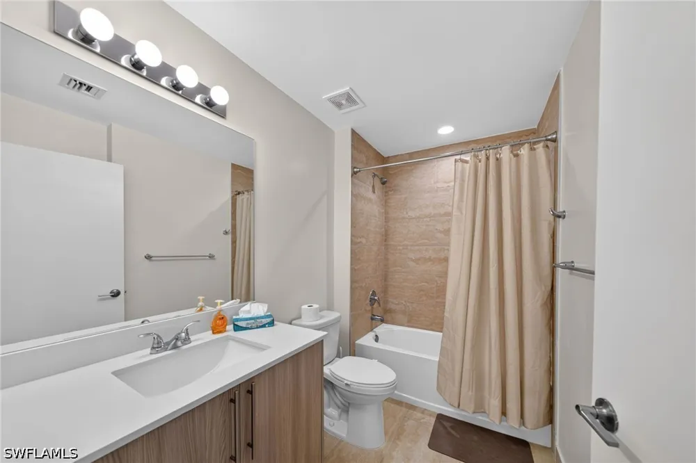 Royal Pointe Lane #405 Fort Myers, FL 33908