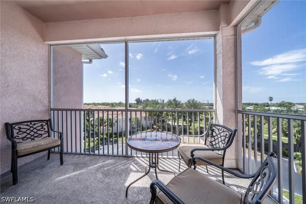 Royal Pointe Lane #405 Fort Myers, FL 33908