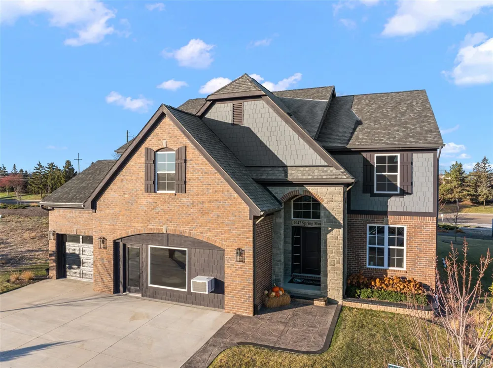 4042 Spring Meadows Drive Sterling Heights City, MI 48314
