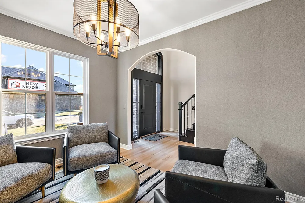 4042 Spring Meadows Drive Sterling Heights City, MI 48314