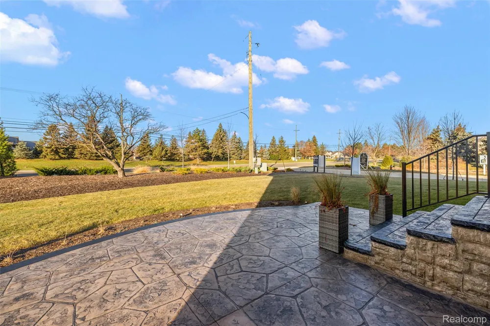 4042 Spring Meadows Drive Sterling Heights City, MI 48314