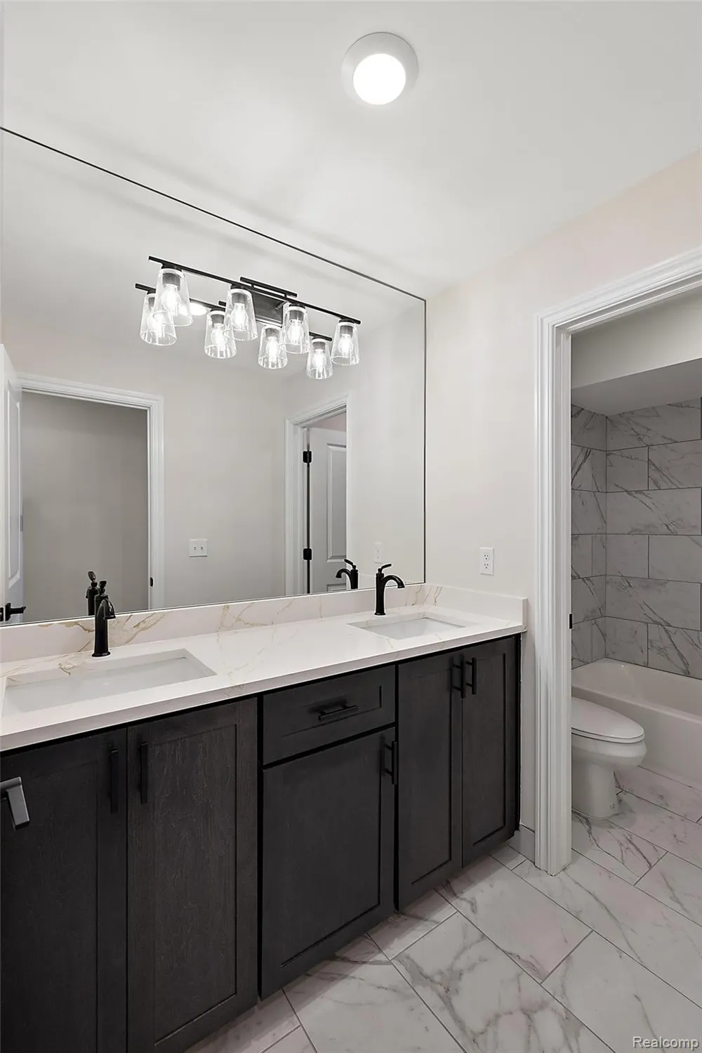 4042 Spring Meadows Drive Sterling Heights City, MI 48314