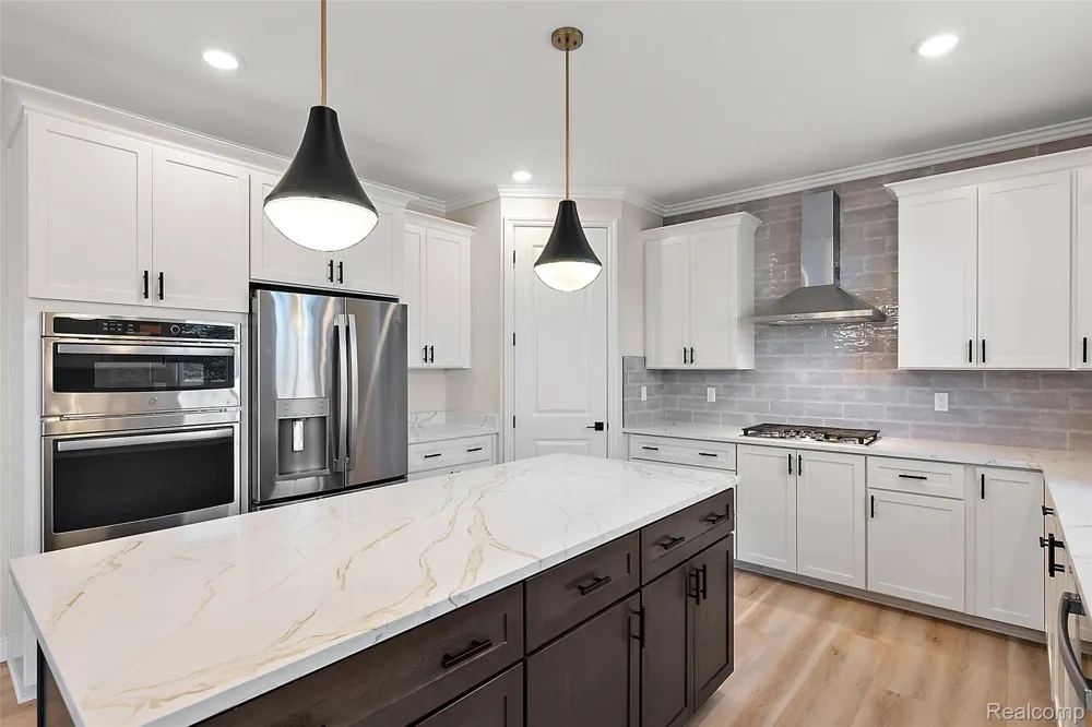 4042 Spring Meadows Drive Sterling Heights City, MI 48314