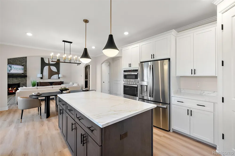 4042 Spring Meadows Drive Sterling Heights City, MI 48314
