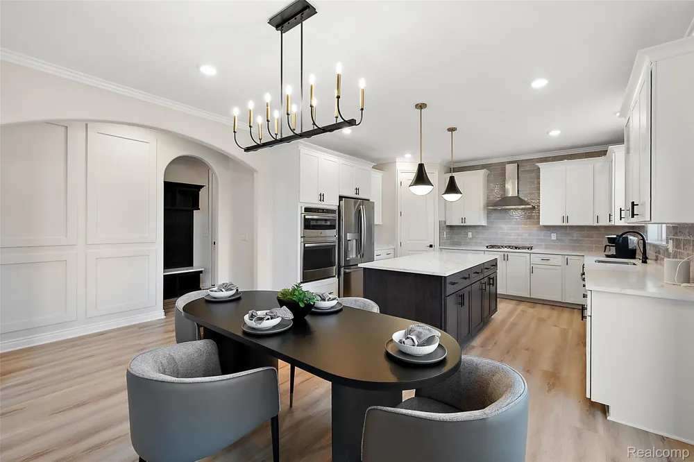 4042 Spring Meadows Drive Sterling Heights City, MI 48314