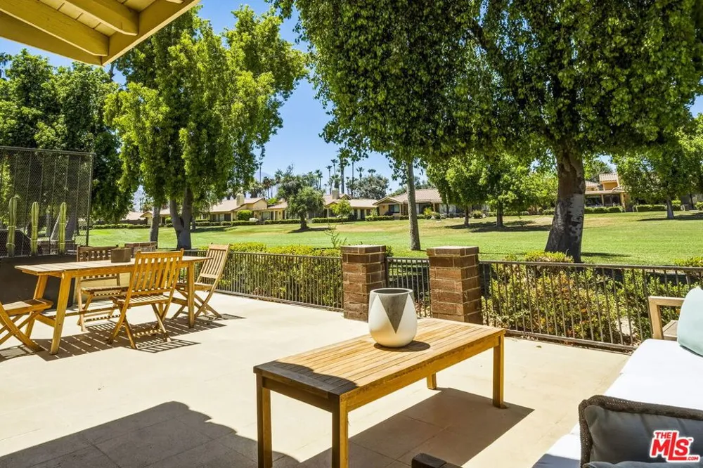 320 S Sierra Madre Palm Desert, CA 92260