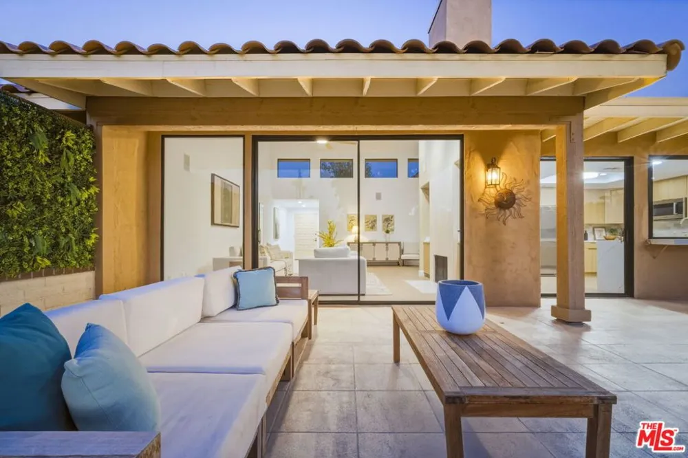 320 S Sierra Madre Palm Desert, CA 92260