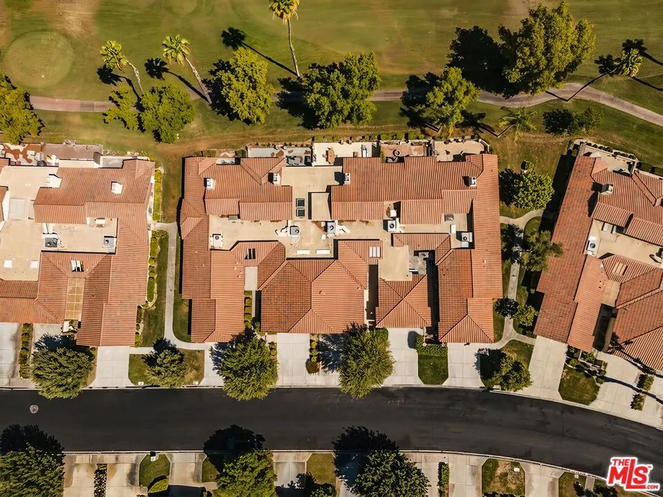 320 S Sierra Madre Palm Desert, CA 92260