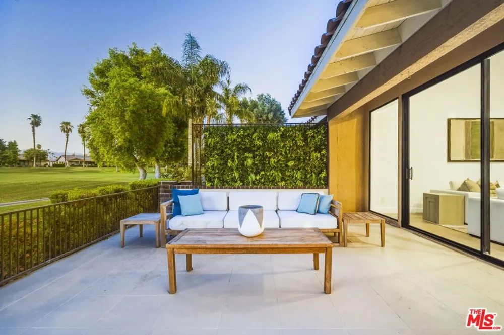 320 S Sierra Madre Palm Desert, CA 92260