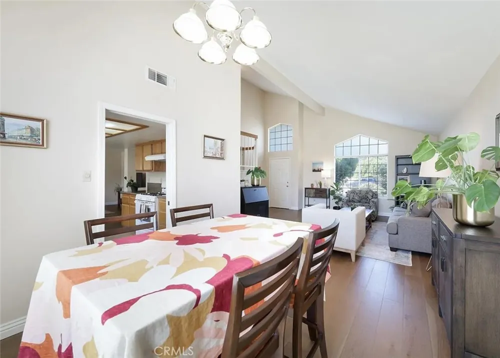 10205 Single Oak Drive Bakersfield, CA 93311