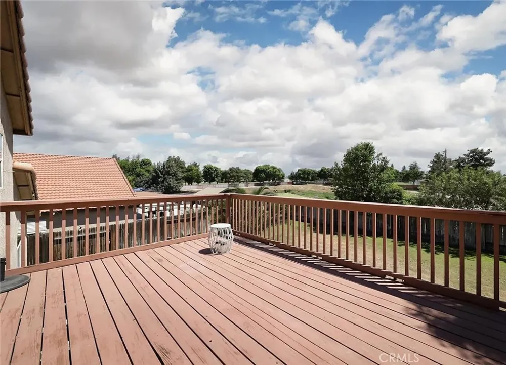 10205 Single Oak Drive Bakersfield, CA 93311