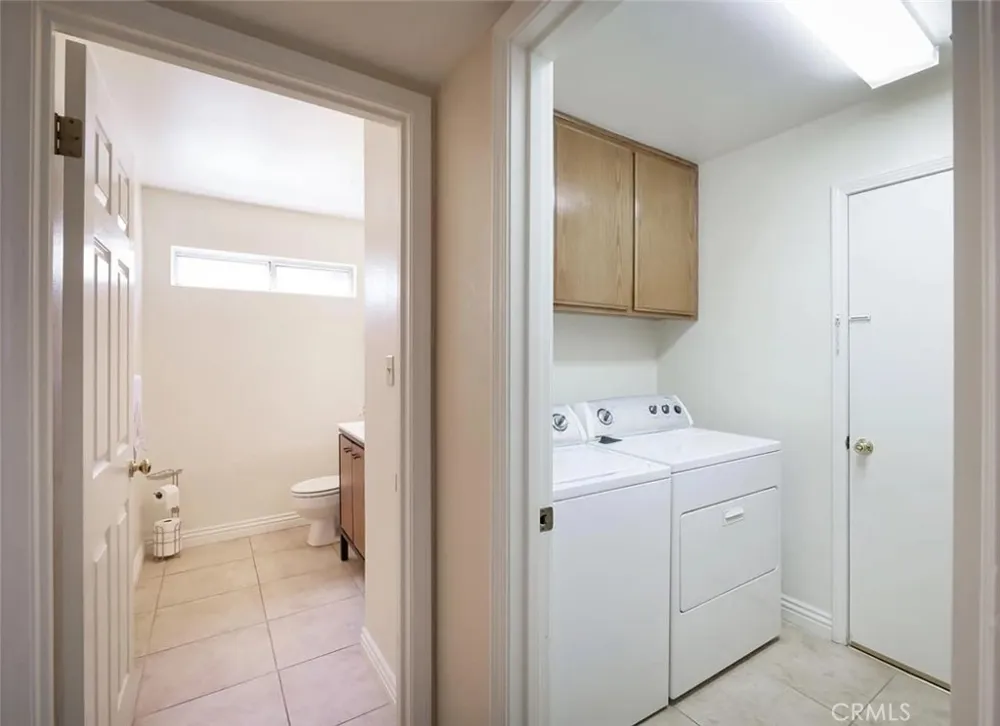 10205 Single Oak Drive Bakersfield, CA 93311
