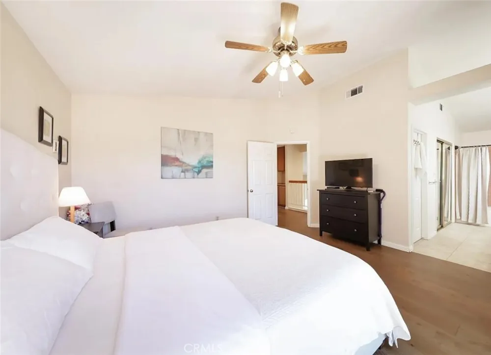 10205 Single Oak Drive Bakersfield, CA 93311