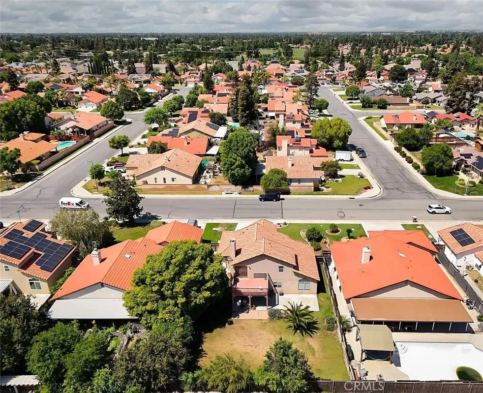 10205 Single Oak Drive Bakersfield, CA 93311