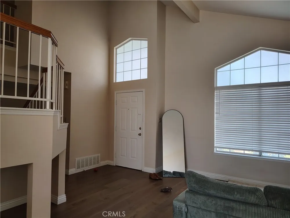 10205 Single Oak Drive Bakersfield, CA 93311