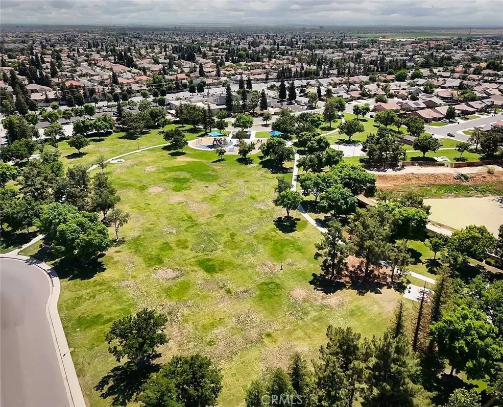 10205 Single Oak Drive Bakersfield, CA 93311