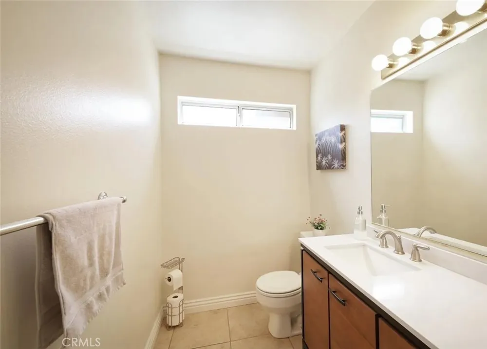 10205 Single Oak Drive Bakersfield, CA 93311