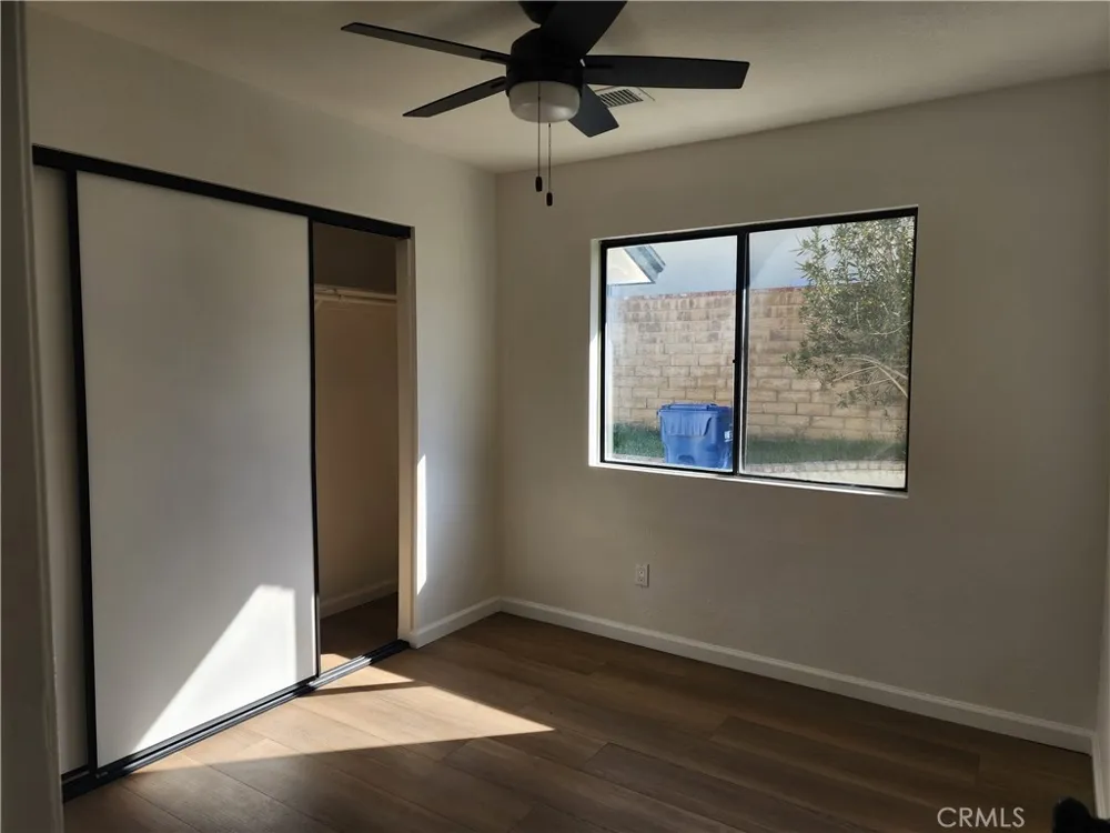 37749 Autumn Lane Palmdale, CA 93550
