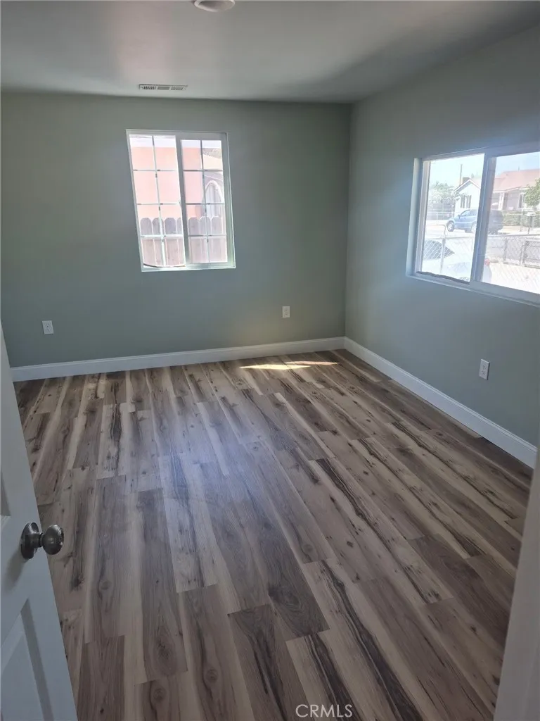 421 Wilkins Bakersfield, CA 93307