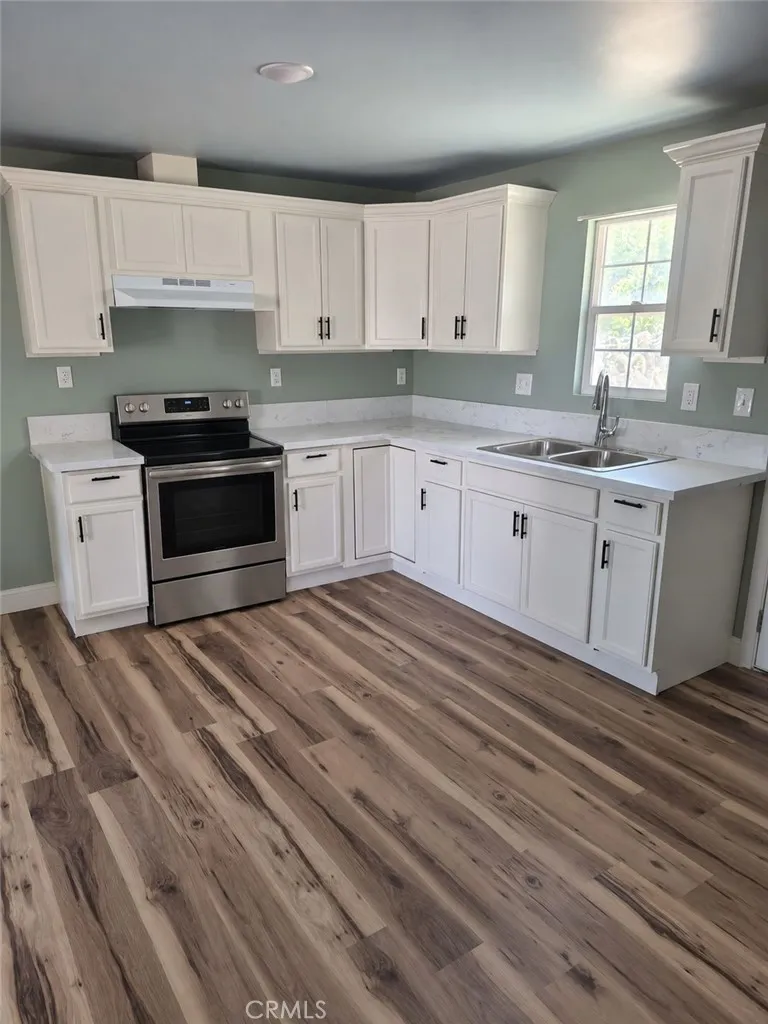 421 Wilkins Bakersfield, CA 93307