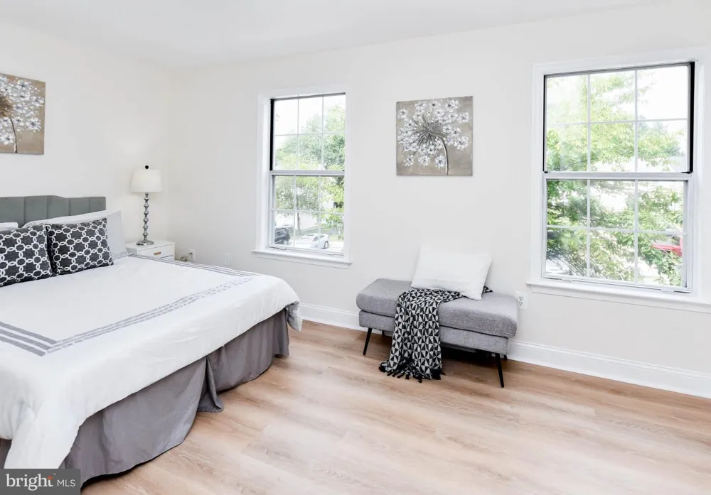 5950 S HIL MAR CIRCLE District Heights, MD 20747