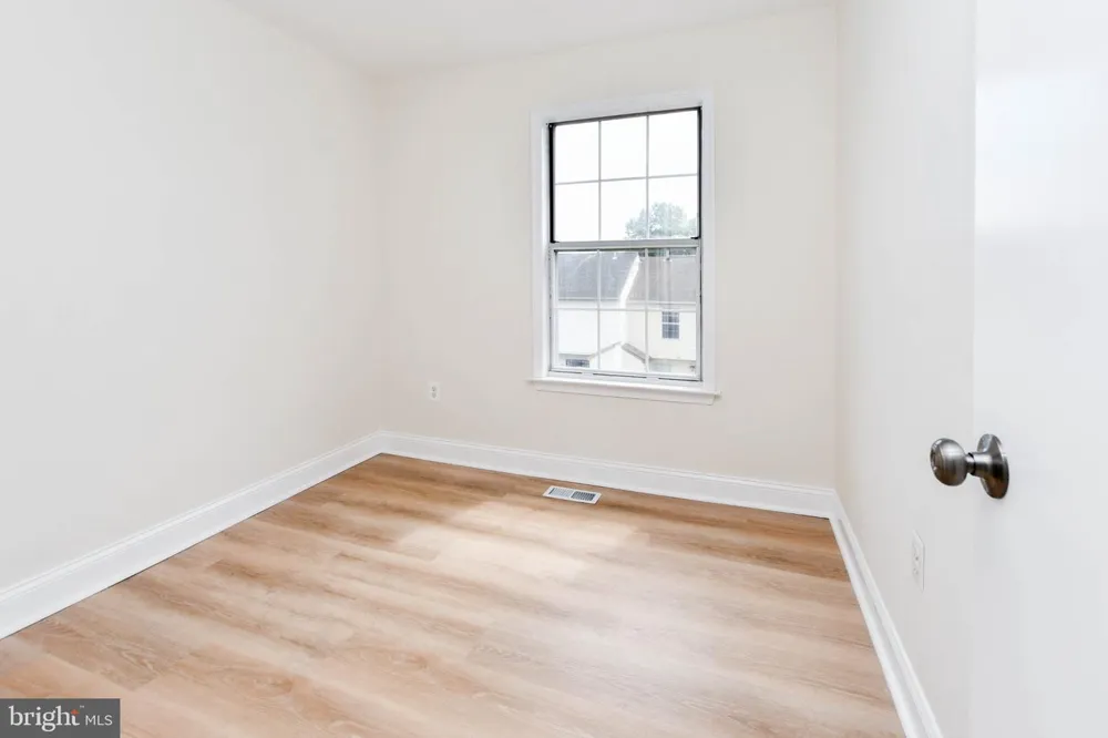 5950 S HIL MAR CIRCLE District Heights, MD 20747