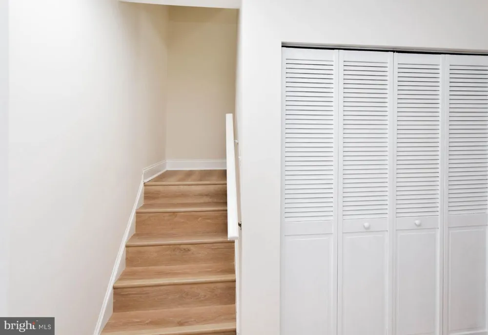 5950 S HIL MAR CIRCLE District Heights, MD 20747