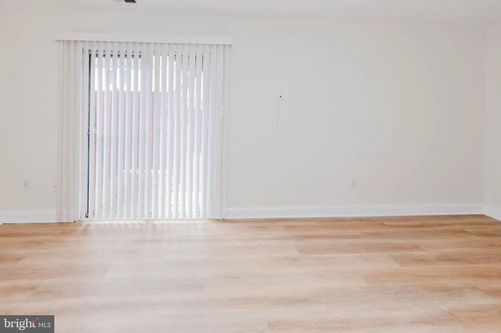 5950 S HIL MAR CIRCLE District Heights, MD 20747